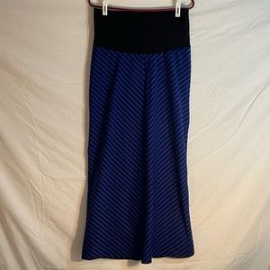 Planet Motherhood maternity maxi skirt, medium